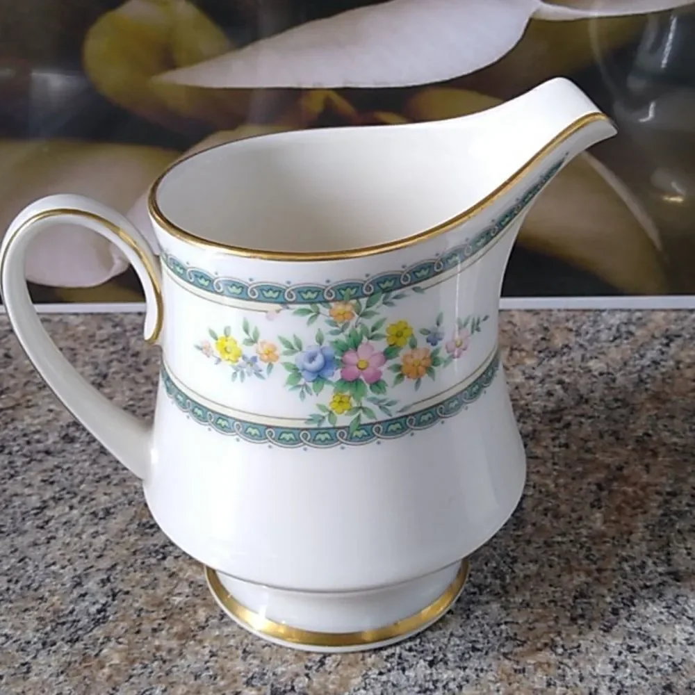 Nortake Ivory China Sugar Bowl, Creamer Dishes